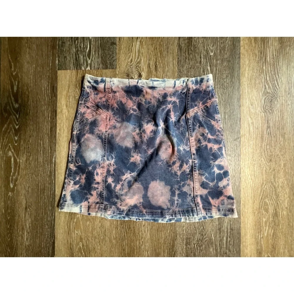 Wild Fable Denim Mini Skirt Womens 8 Blue Pink Tie Dye Acid Wash High Rise‎